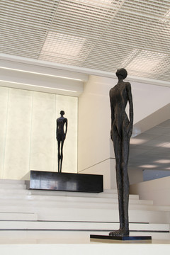 展览馆大厅雕塑