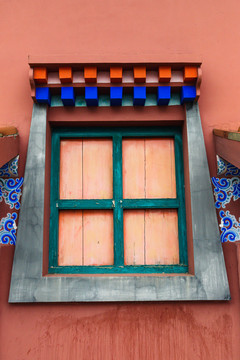藏传寺庙窗户