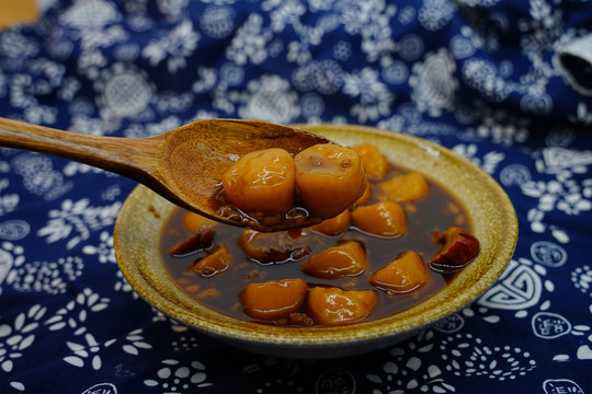 红糖汤圆
