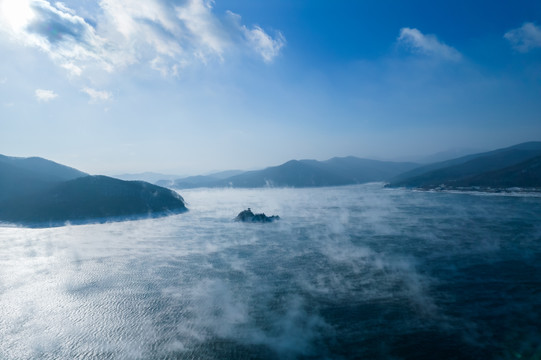 吉林冬季松花湖松水不冻航拍