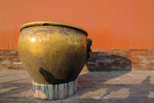 铜水缸