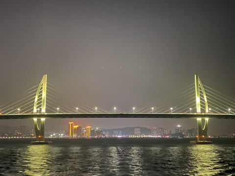 港珠澳大桥夜景