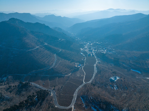 济南山区盘山路