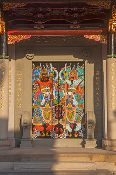 中国传统大门及门神