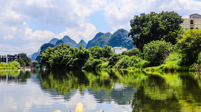 阳朔遇龙河