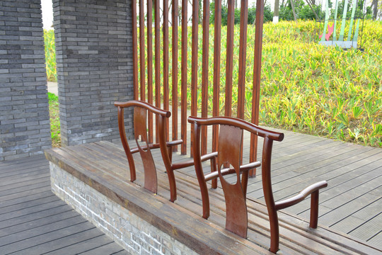 中式凉亭及传统风格休息椅
