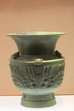 青铜器皿