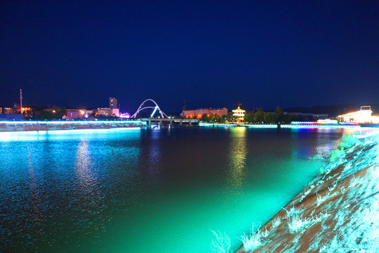 吉林龙井市海兰江夜景