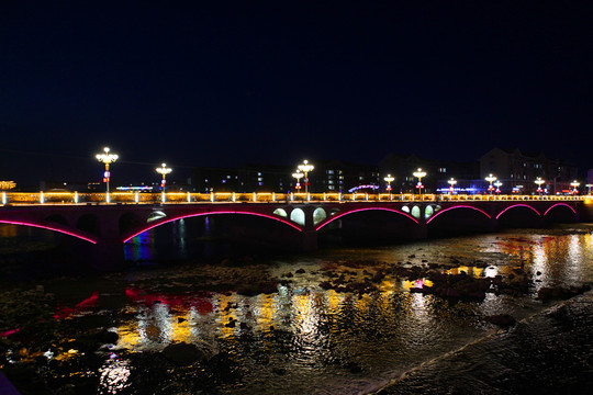 吉林龙井市海兰江夜景