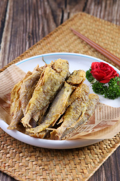 香酥小黄鱼