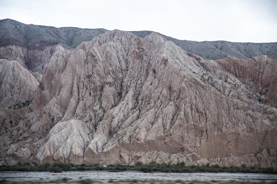 南疆自然风景地势地貌