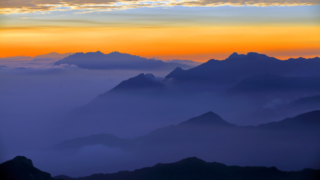 老君山云海山川纹理