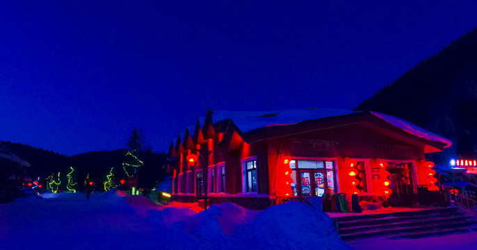 中国雪乡东北旅游雪景夜景