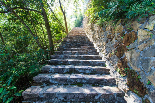 平南北帝山旅游风景区登山步梯