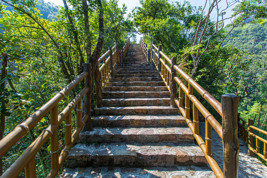 平南北帝山旅游风景区登山石阶