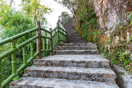 平南北帝山旅游风景区登山石阶