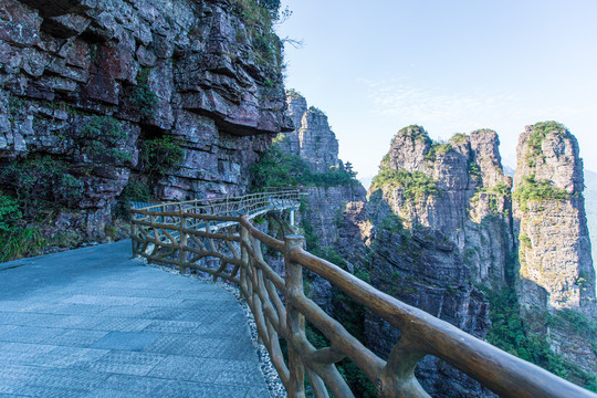 北帝山旅游风景区悬空栈道