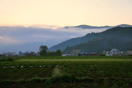 岷州晨曦