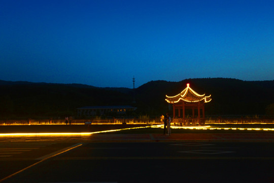 工厂园林广场夜景