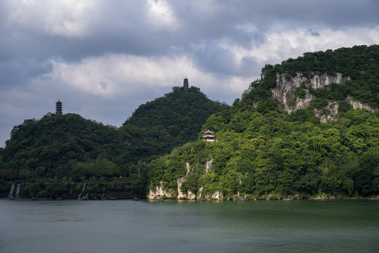 山水河流