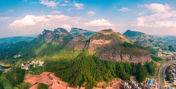 玉林都峤山风光