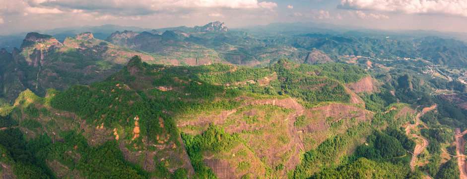 玉林都峤山风光