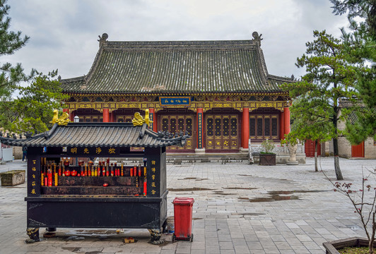 西安香积寺佛堂