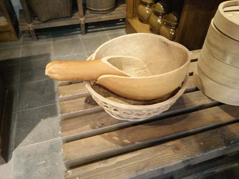 瓷器