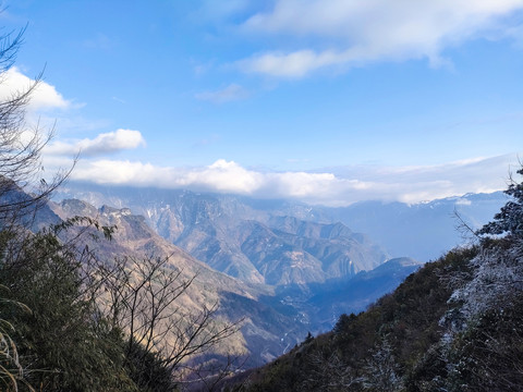 雪宝山