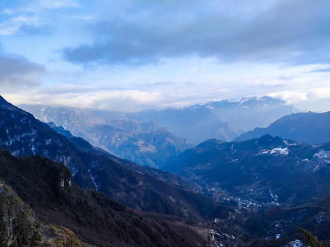 雪宝山