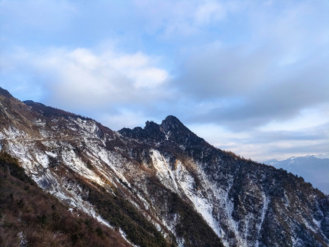 雪宝山