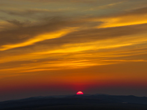 落日夕阳天空