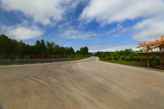 吉林延吉琵岩山山路