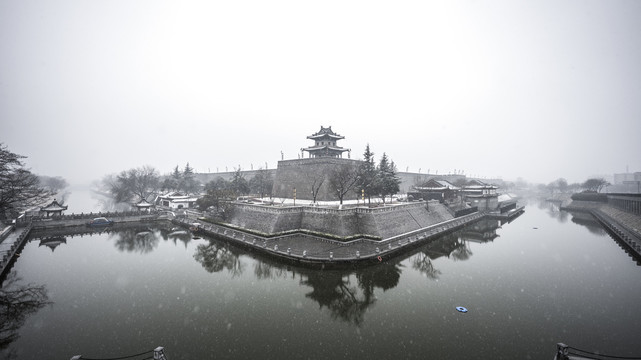 西安城墙冬日水墨风景