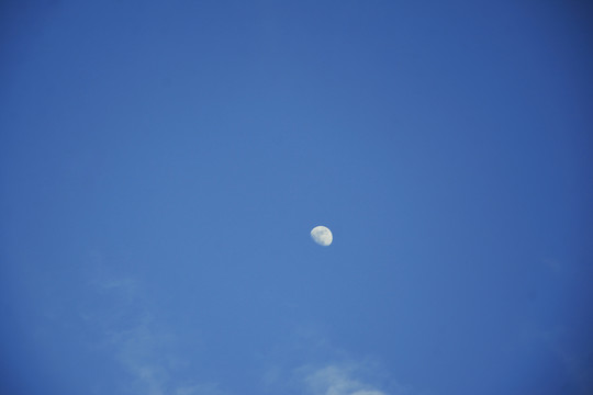 天空月亮