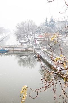 西安古城墙雪景