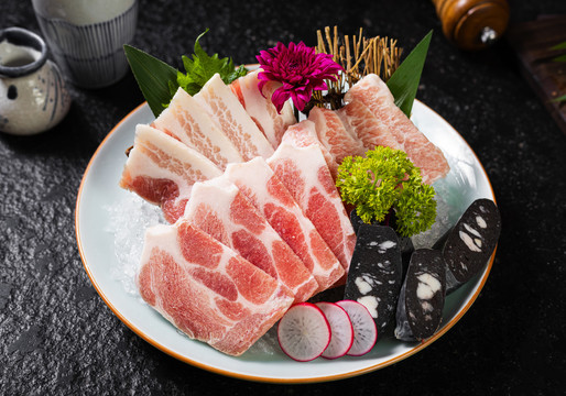 烤肉拼盘