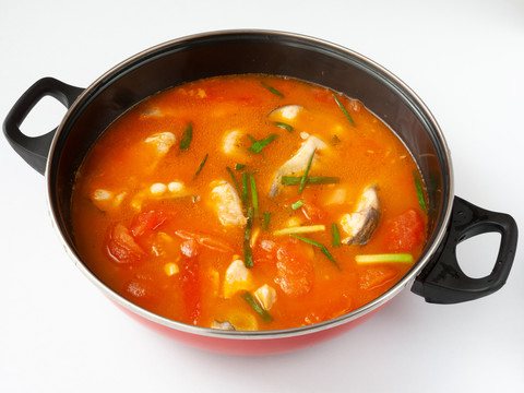 美味的番茄鱼汤