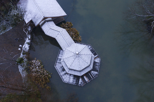 杭州市西湖茅家埠景区雪景航拍