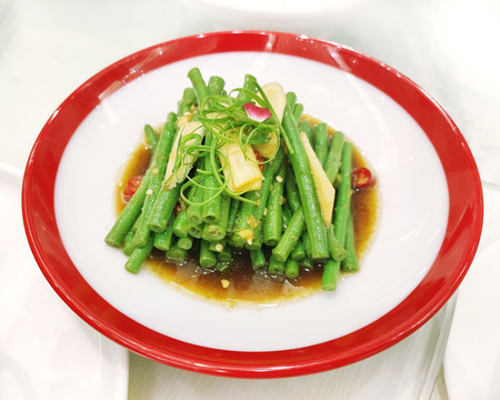 清炒豇豆