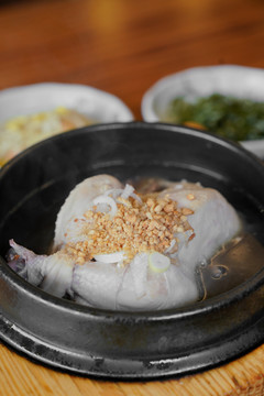 韩国料理朝鲜美食人参鸡汤