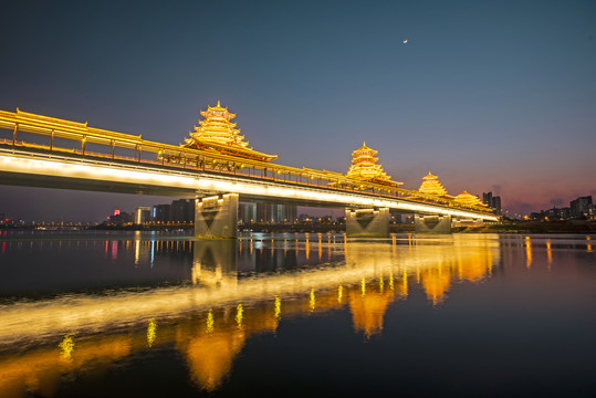 柳州市凤凰岭大桥夜景