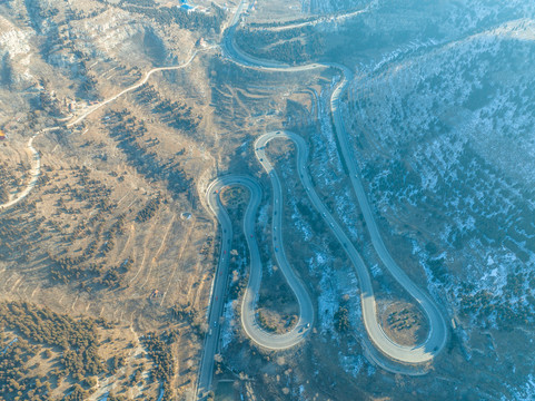 鲁中川藏线青州牛角岭盘山公路