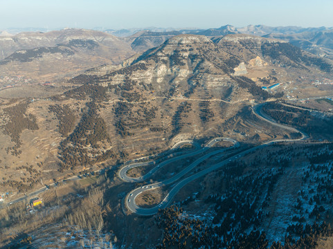 鲁中川藏线青州牛角岭盘山公路