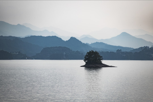 水墨山水