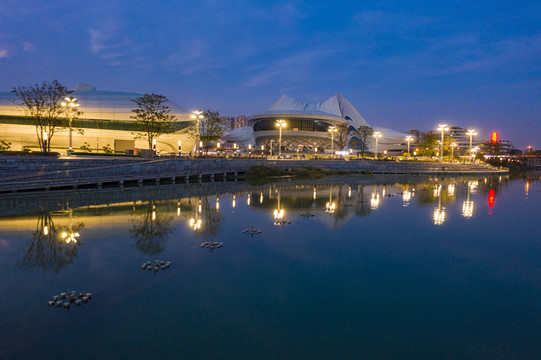 航拍湖南长沙梅溪湖夜景