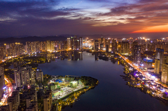 航拍湖南长沙梅溪湖夜景