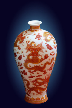 龙纹花瓶