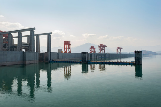 宜昌三峡大坝葛洲坝背面全景