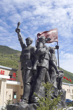 甘肃宕昌服务区哈达铺红军雕塑